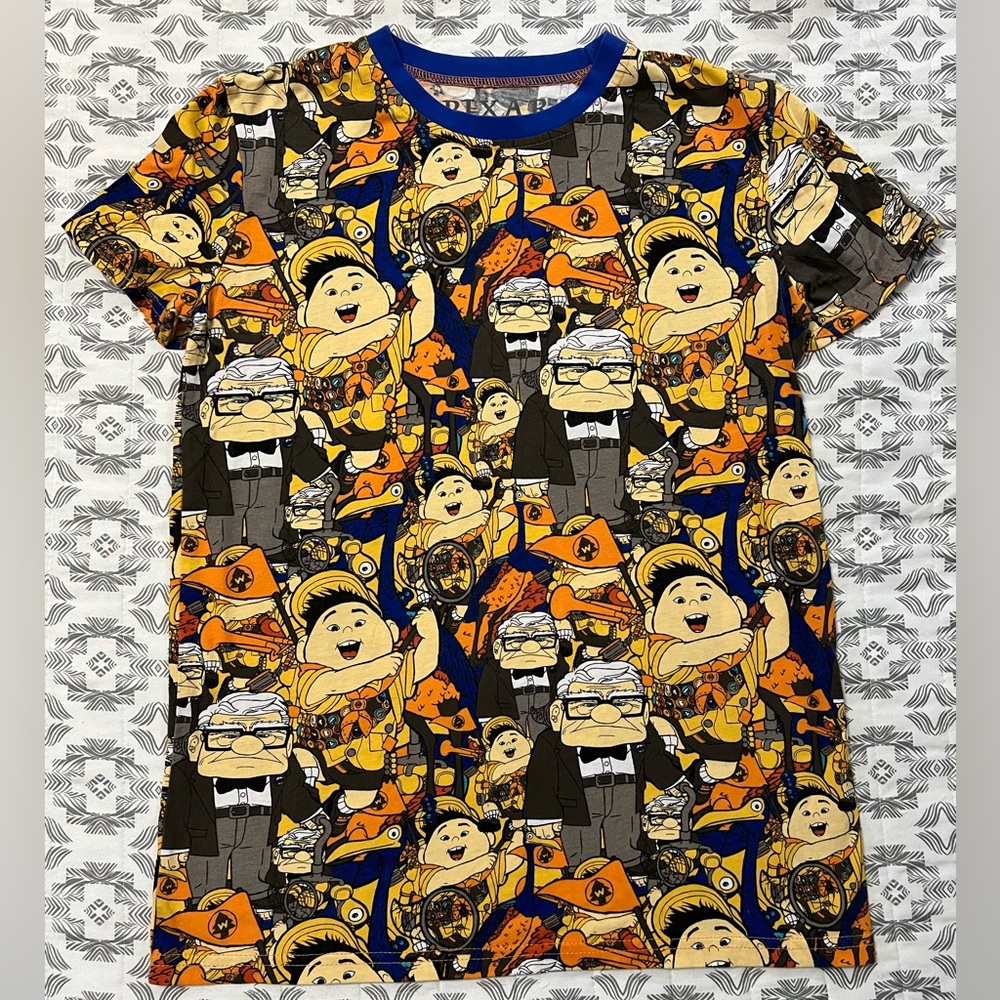 Pixar’s UP Cakeworthy T-shirt adult size small
